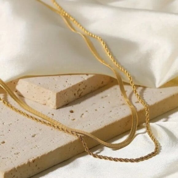 18k Gold Plated Layered Snake Chain Stainless Steel Necklace - Picture 5 of 6